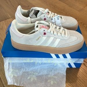 Adidas Valentine’s Sambae